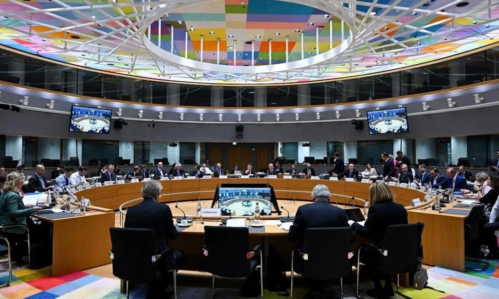 ΕΕ: Η Επιτροπή συνιστά δράσεις για την καταπολέμηση της παραποίησης και την καλύτερη προστασία των δικαιωμάτων διανοητικής ιδιοκτησίας